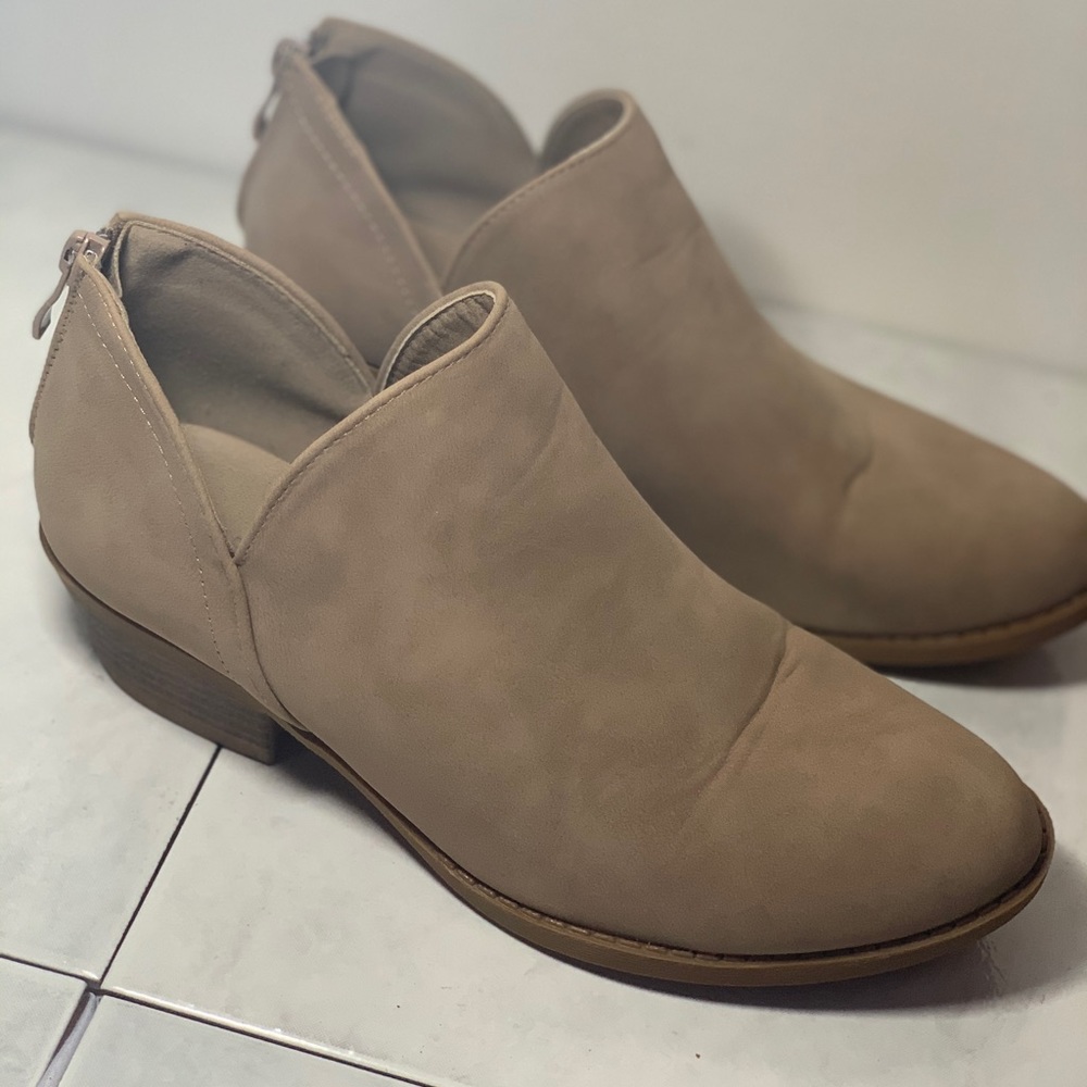 Top Model ankle Boot - Picture 2 of 6